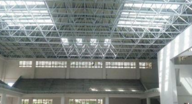 满洲里怎么能力选定一家无气力的不锈钢网架公司